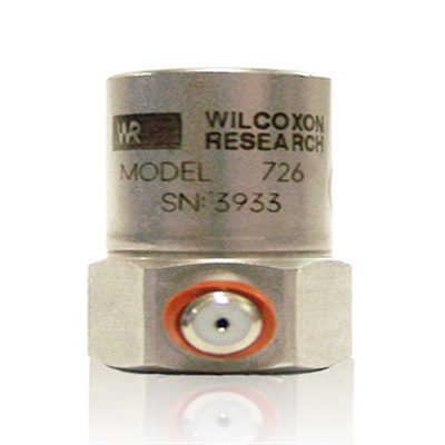 726緊湊型通用加速度傳感器